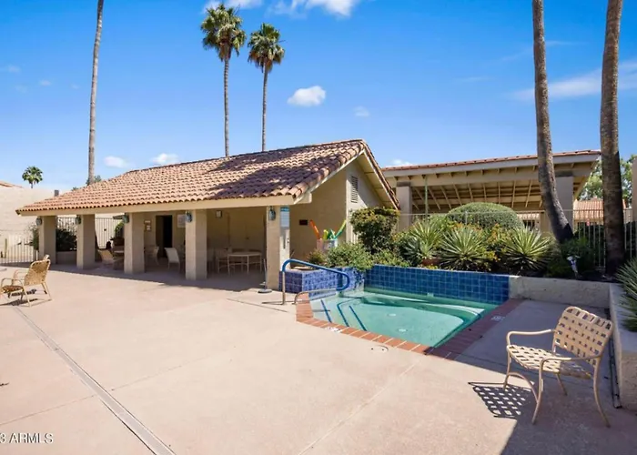 Paradise Escape-close To Old Town, Next To Pool & Hot Tub Scottsdale