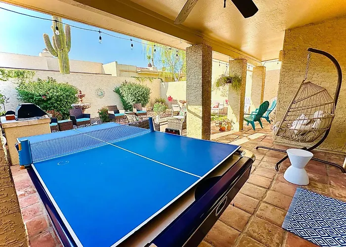 Holiday home Paradise Escape-close To Old Town, Next To Pool & Hot Tub