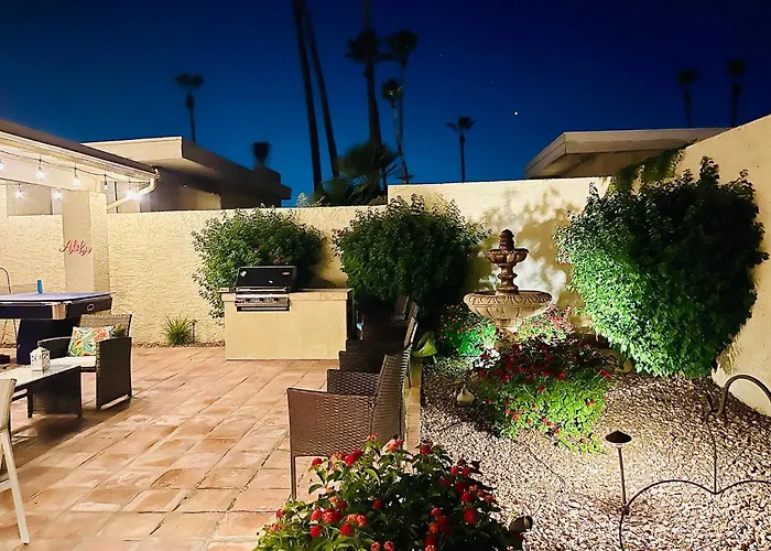 Paradise Escape-close To Old Town, Next To Pool & Hot Tub Holiday home