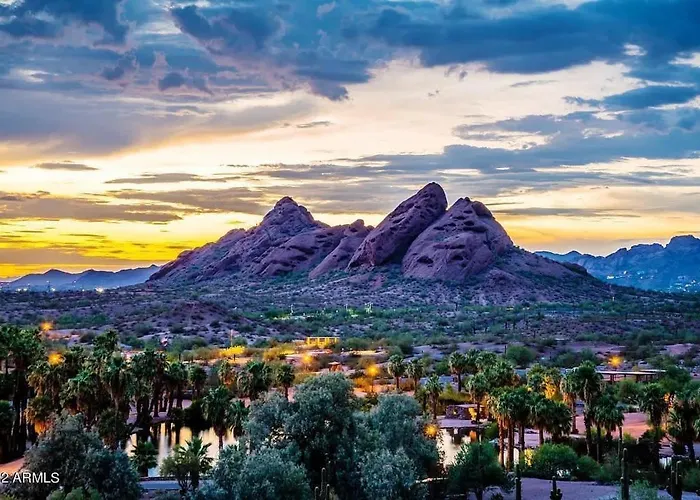 Paradise Escape-close To Old Town, Next To Pool & Hot Tub Scottsdale